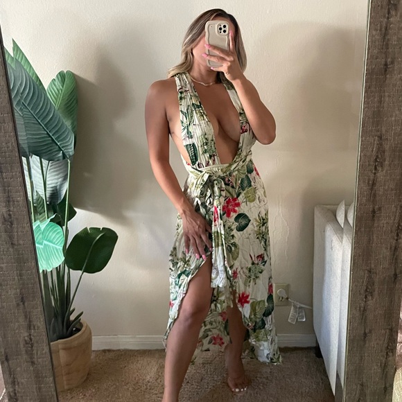 Fashion Nova tropical maxi dress - Picture 2 of 7
